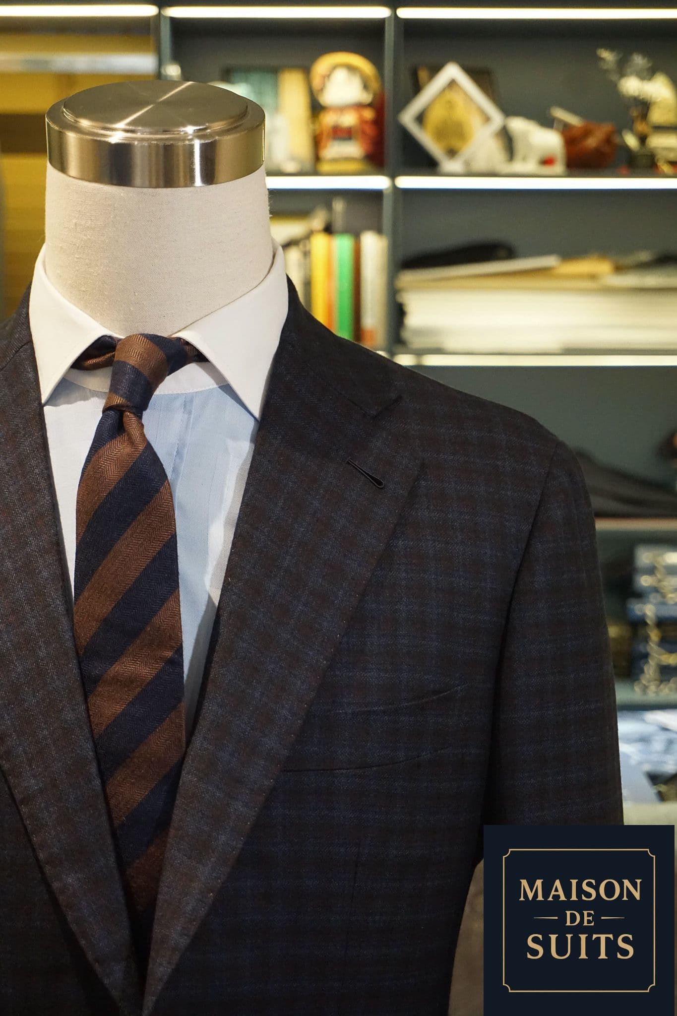 scabal-single-breasted-gunclub-navy-jaket