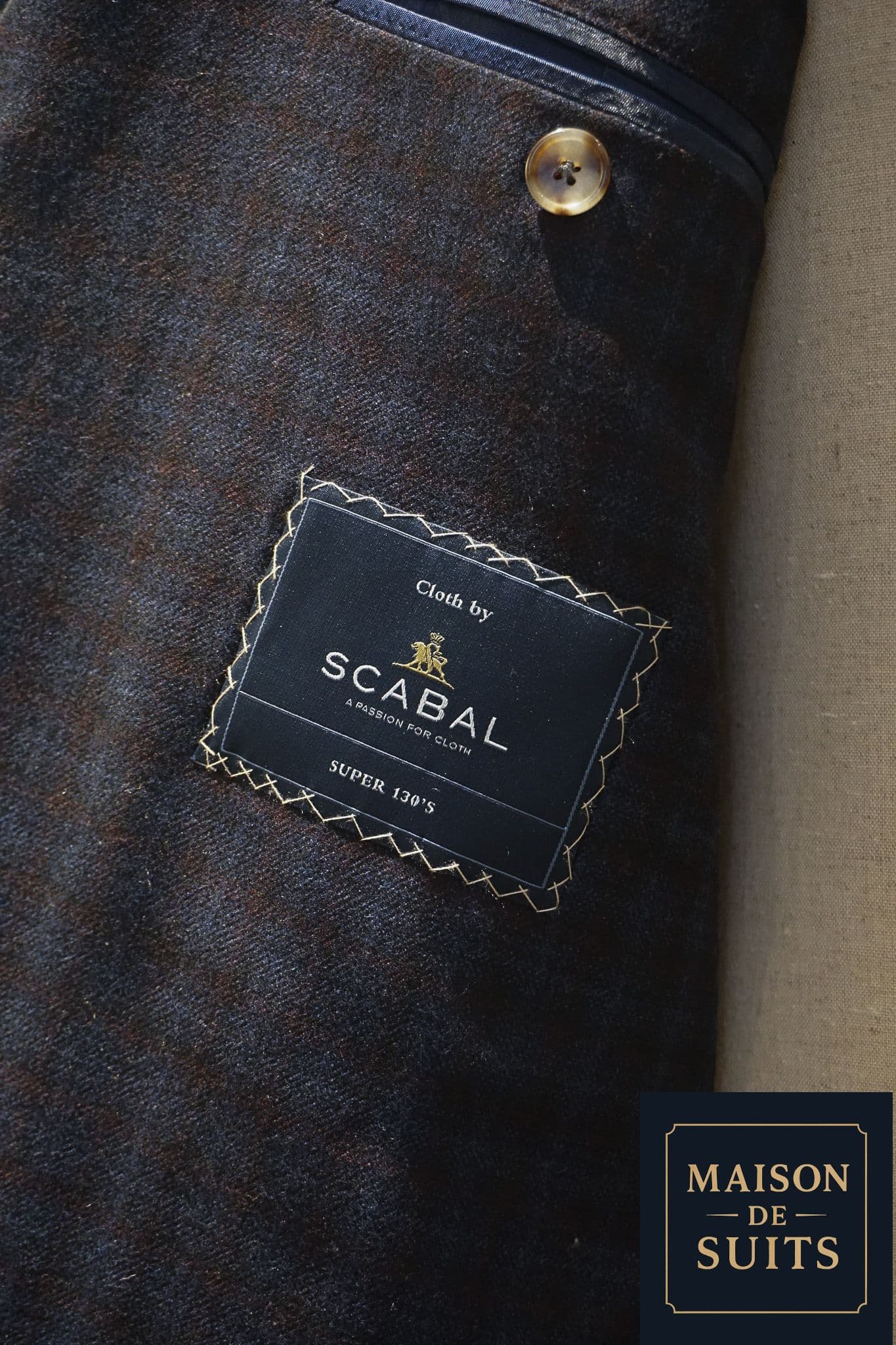 scabal-single-breasted-gunclub-navy-jaket
