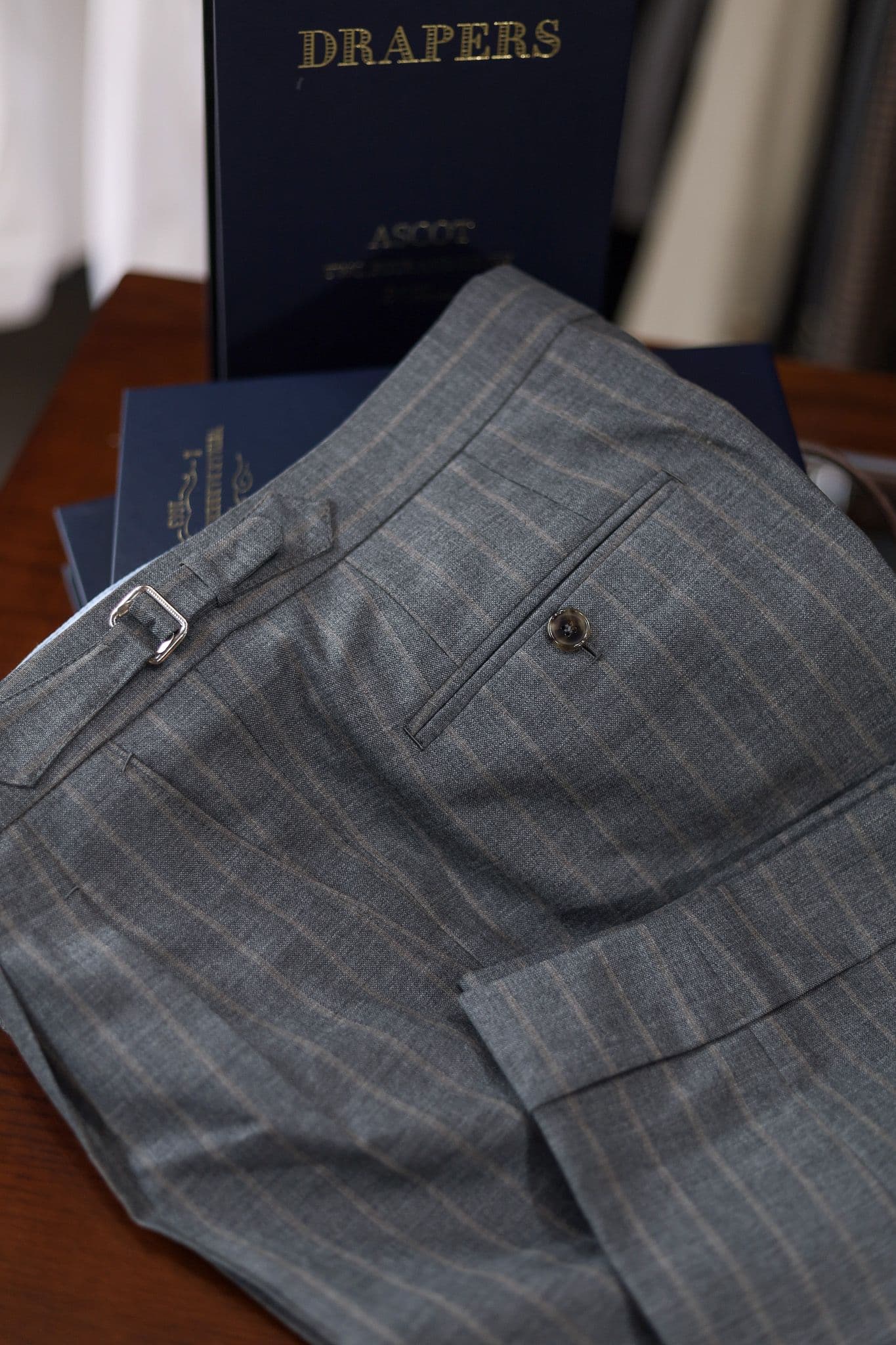drapers-italy-2-ply-grey-stripe-suit
