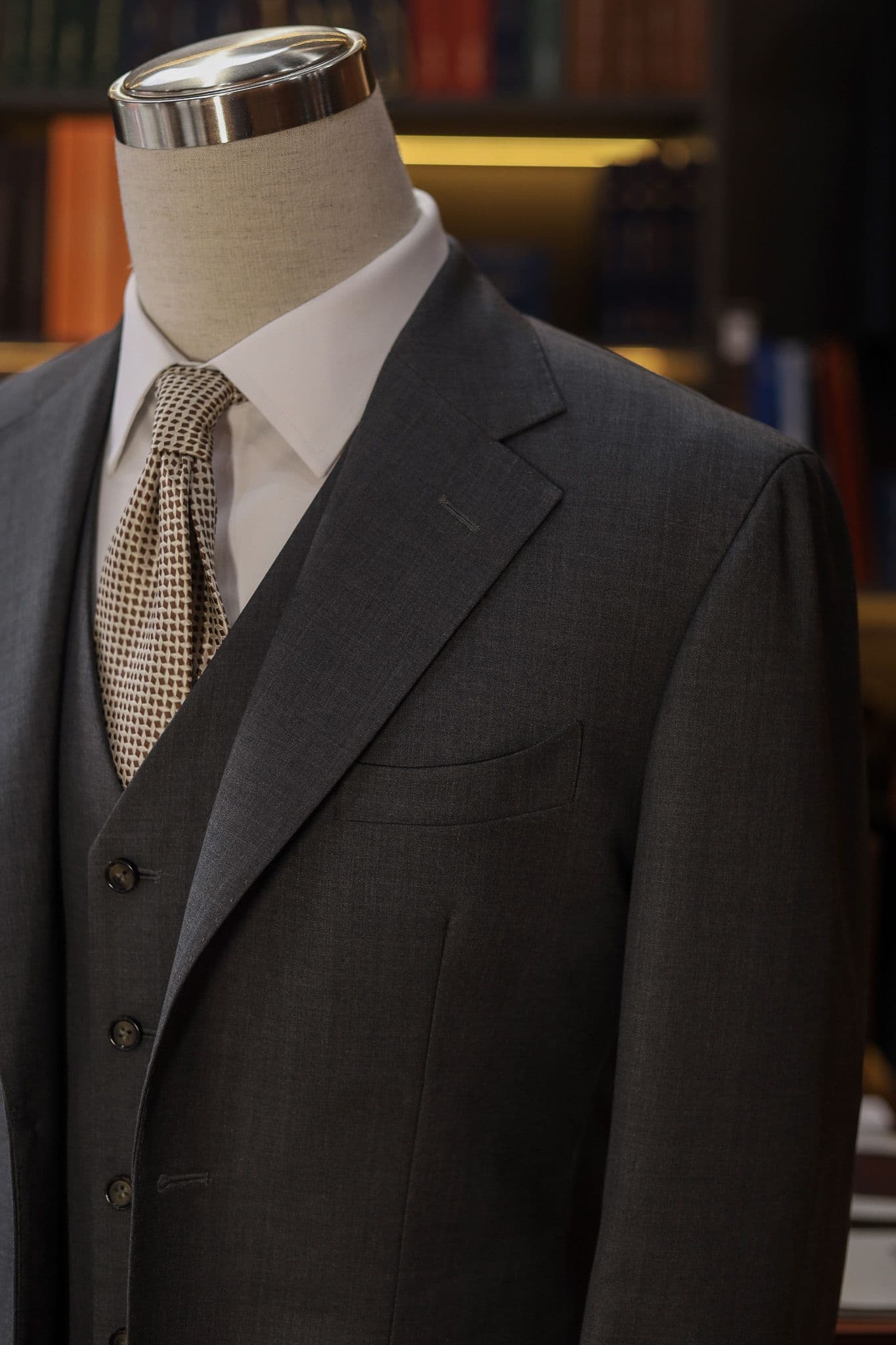 nobility-wool-blend-dark-grey-3-pieces-suit