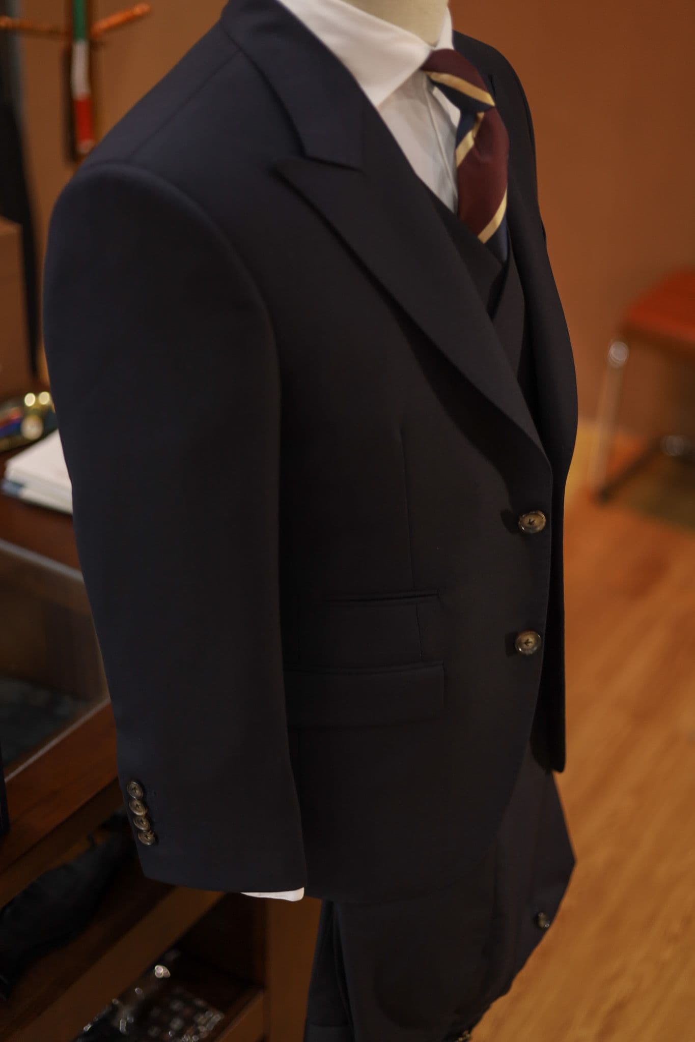 nobility-wool-blend-navy-3-pieces-suit