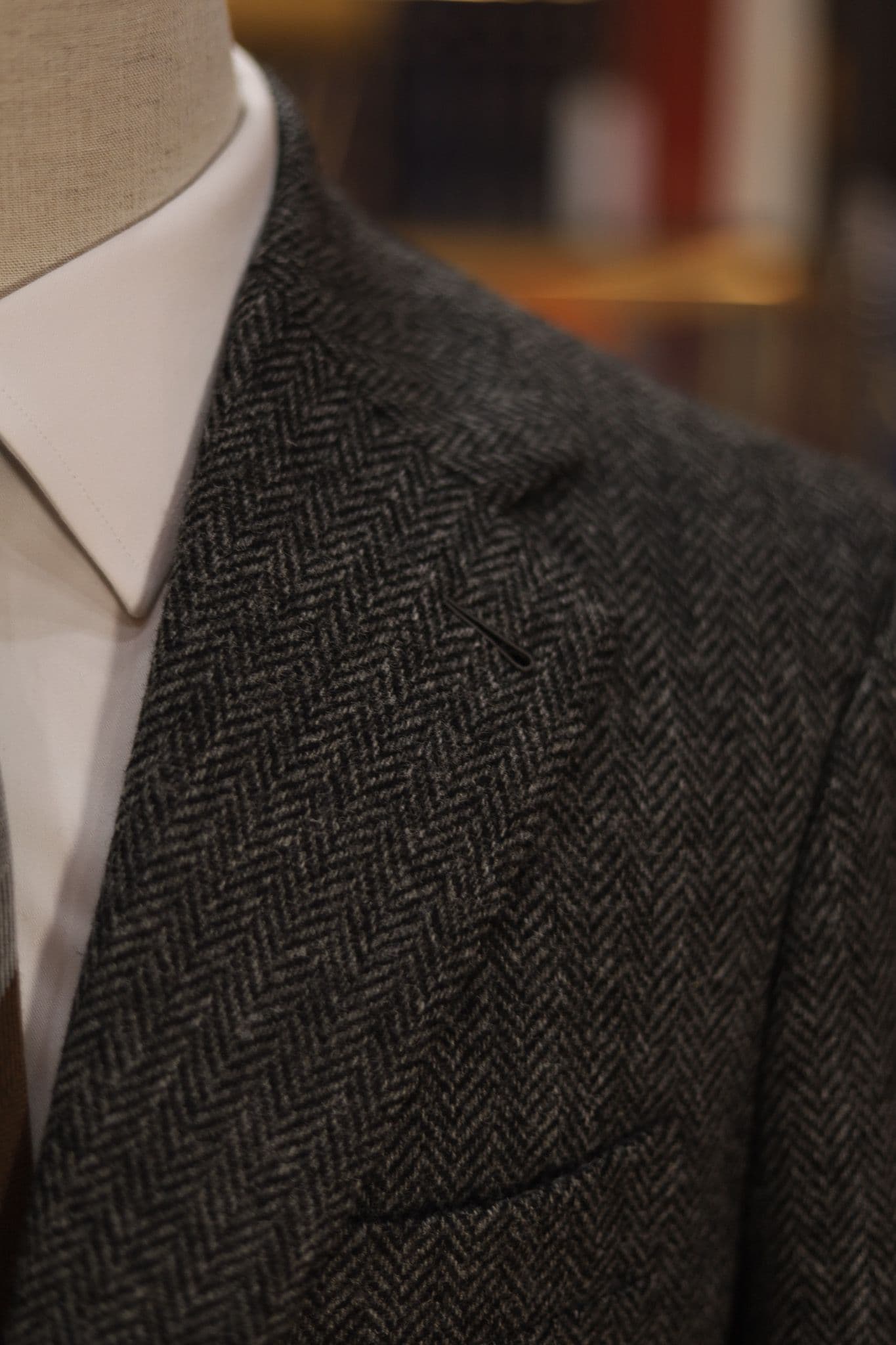 grey-herringbone-holland-and-sherry-sherry-tweed-suit