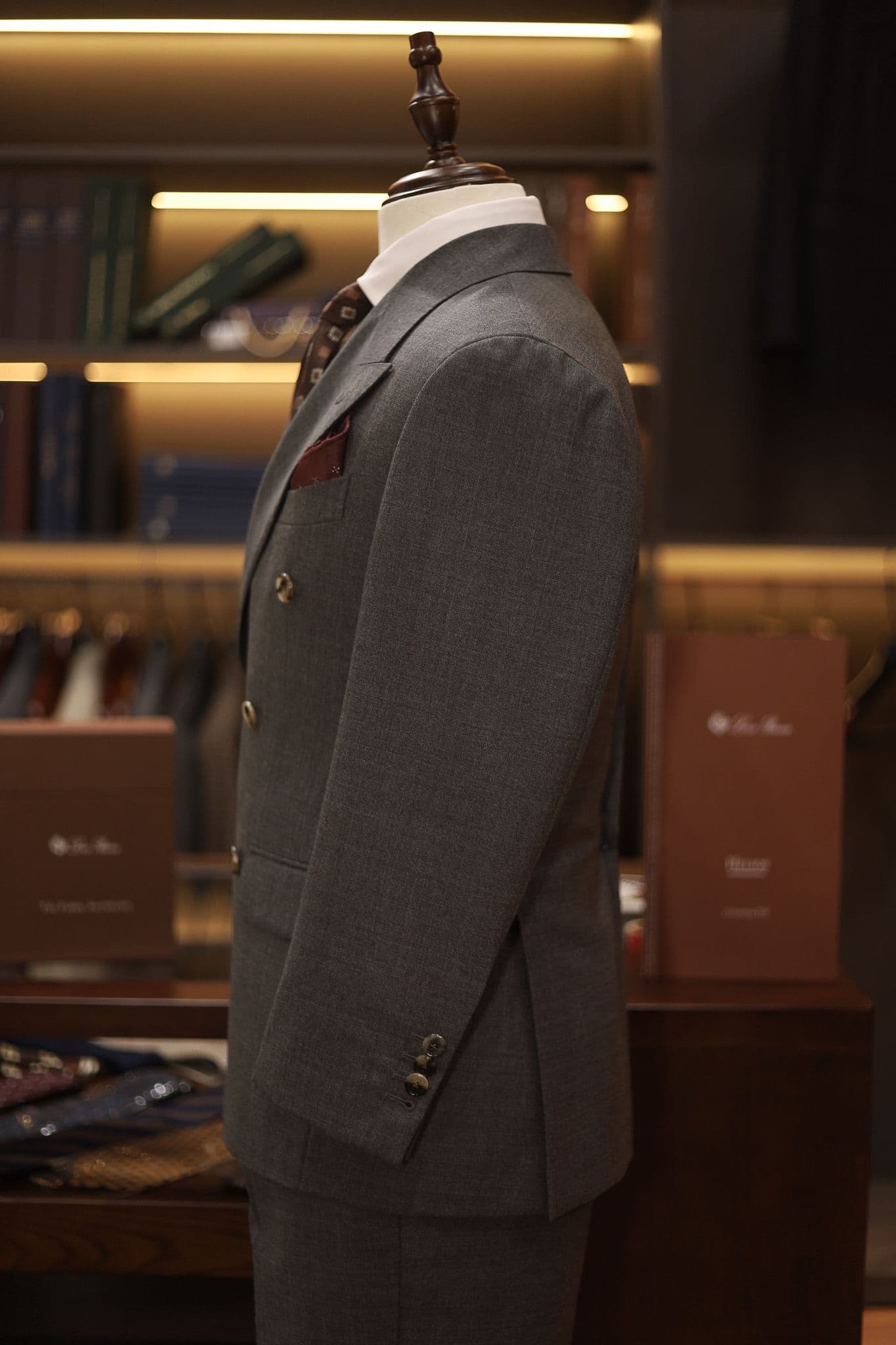 drapers-2ply-mid-grey-double-breasted-suit