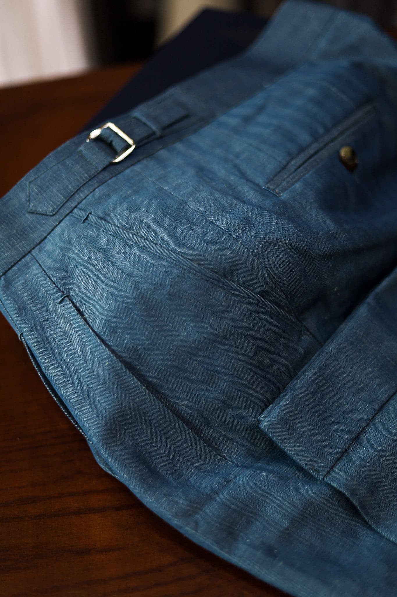 blue-wool-linen-herringbone-drapers-italy-suit