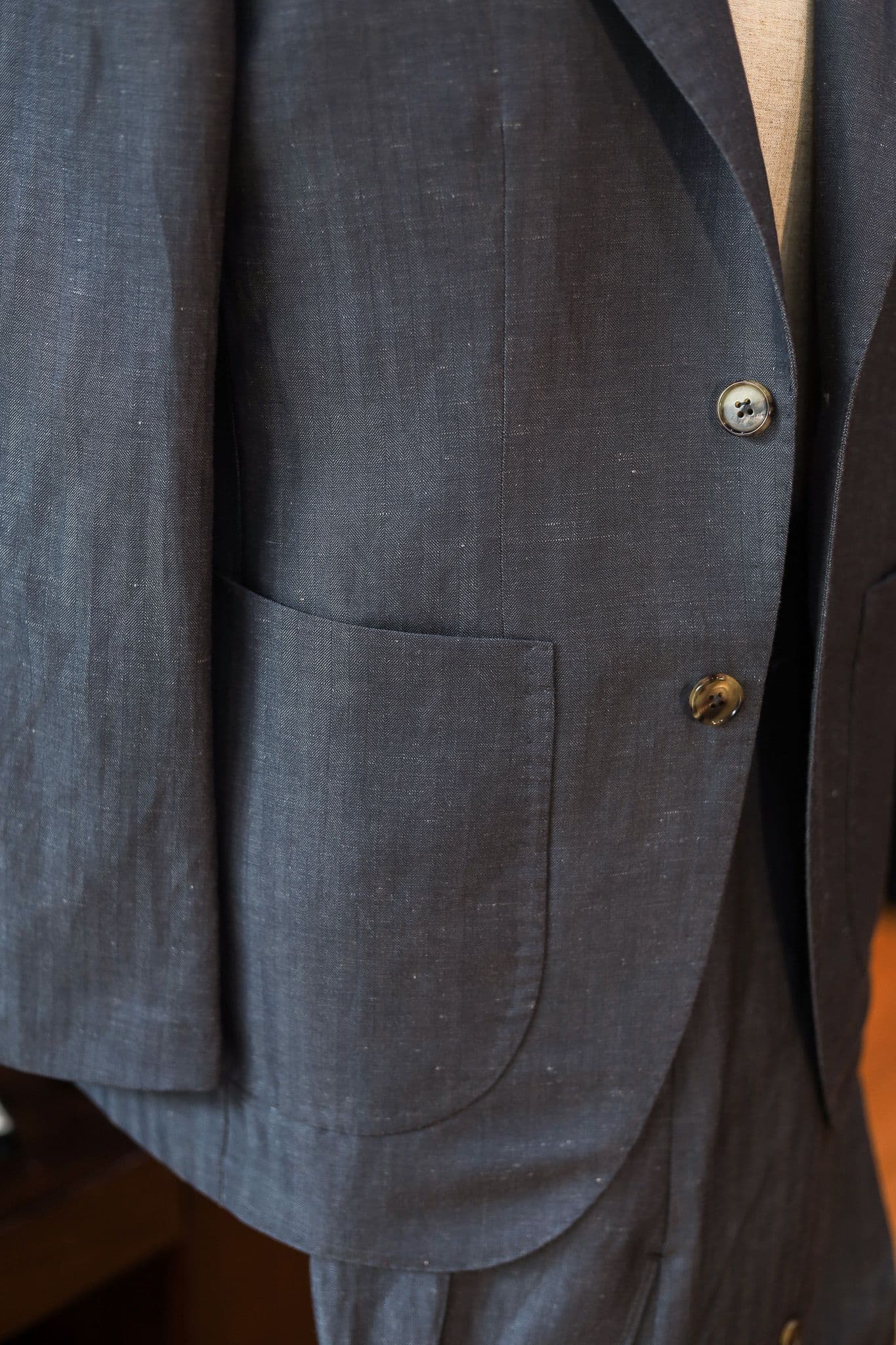 drapers-italy-bluestone-herringbone-wool-linen-suit