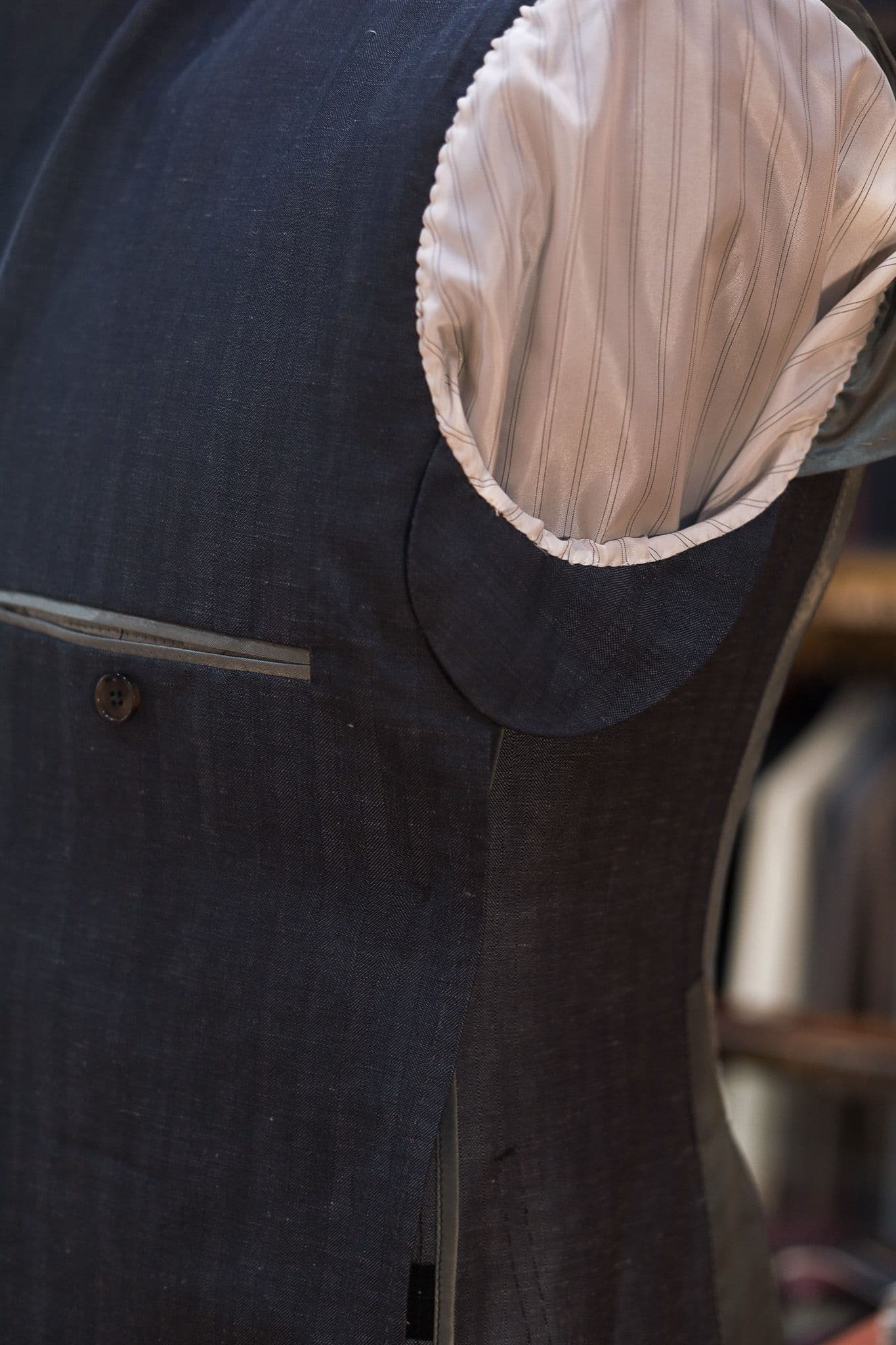 drapers-italy-bluestone-herringbone-wool-linen-suit