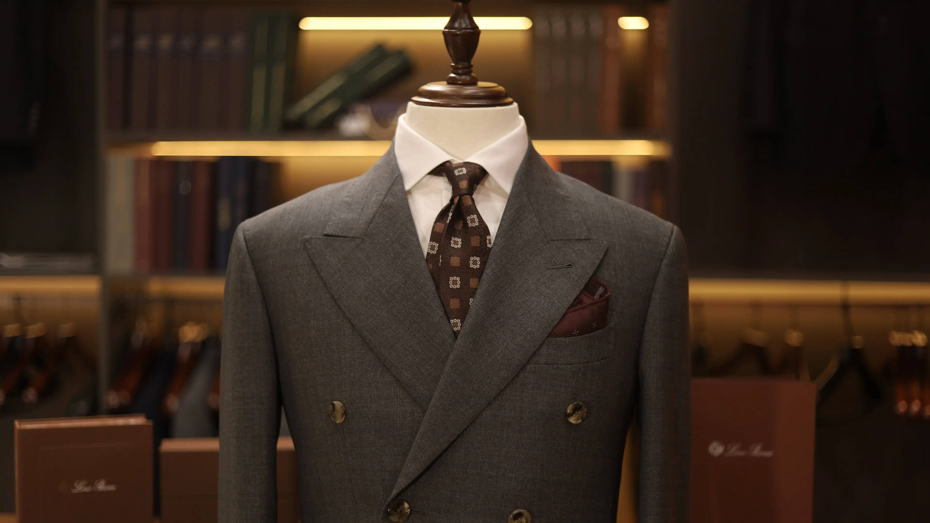 Bespoke Tailoring Hero - Maison De Suits