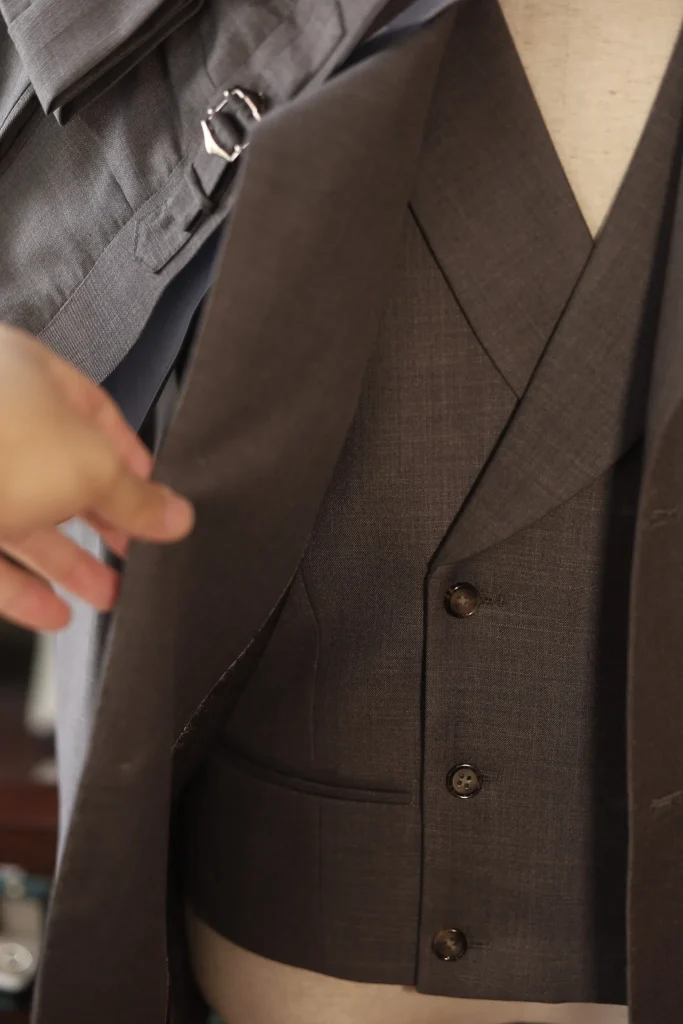 Lord Taylor Light Grey 3 Pieces Suit - 5