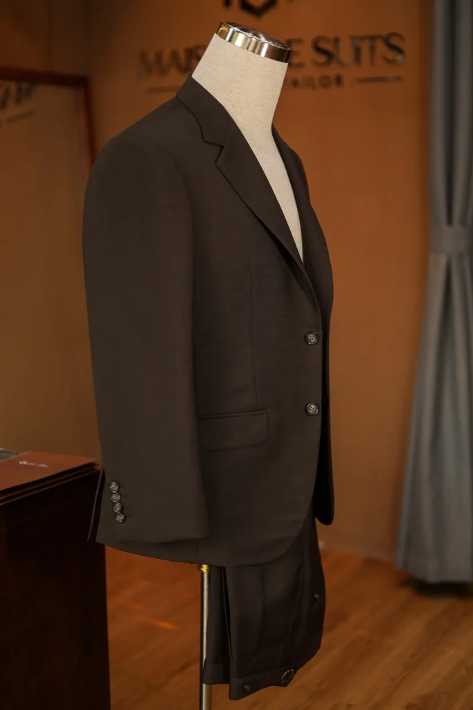 William Halstead Wool Mohair Brown Suit - 3