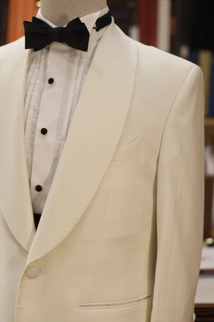Nobility Wool Off-white Shawl Lapel Tuxedo - 4