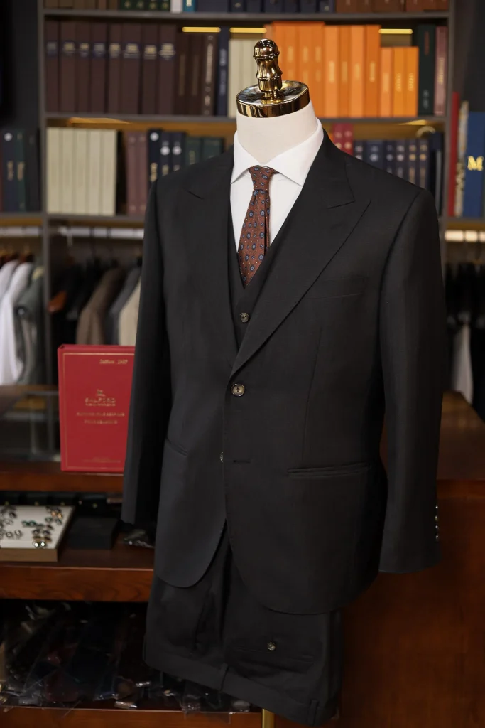 Salford Black Herringbone 3 Pieces Suit - 7