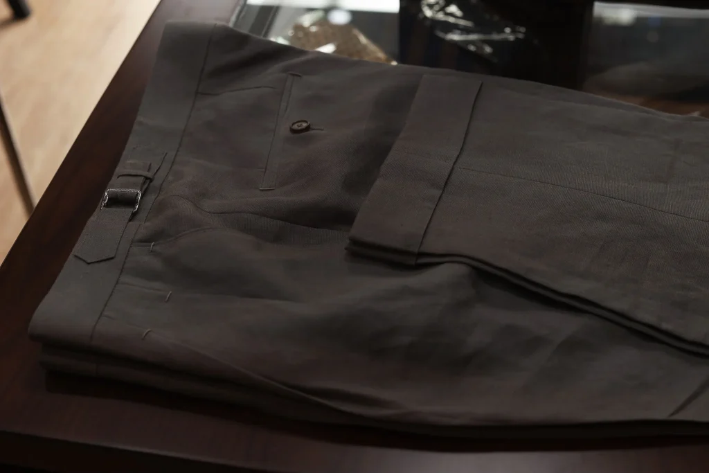 Holland&Sherry Linen Trousers - 7